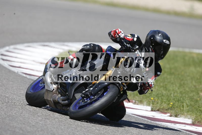 /Archiv-2025/48 25.08.2025 Cornu Master School ADR/rot-rouge/65